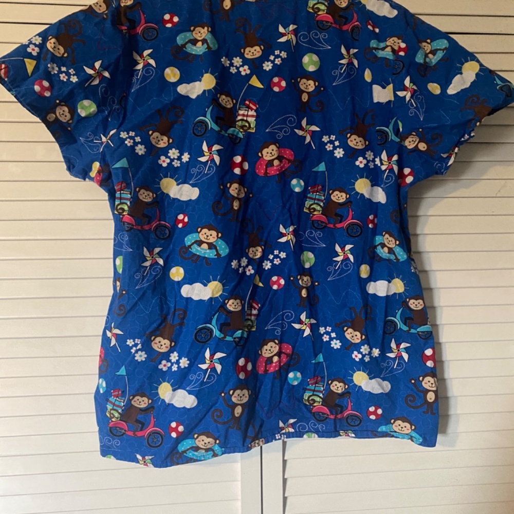 Scrub Top - Picture 2 of 2